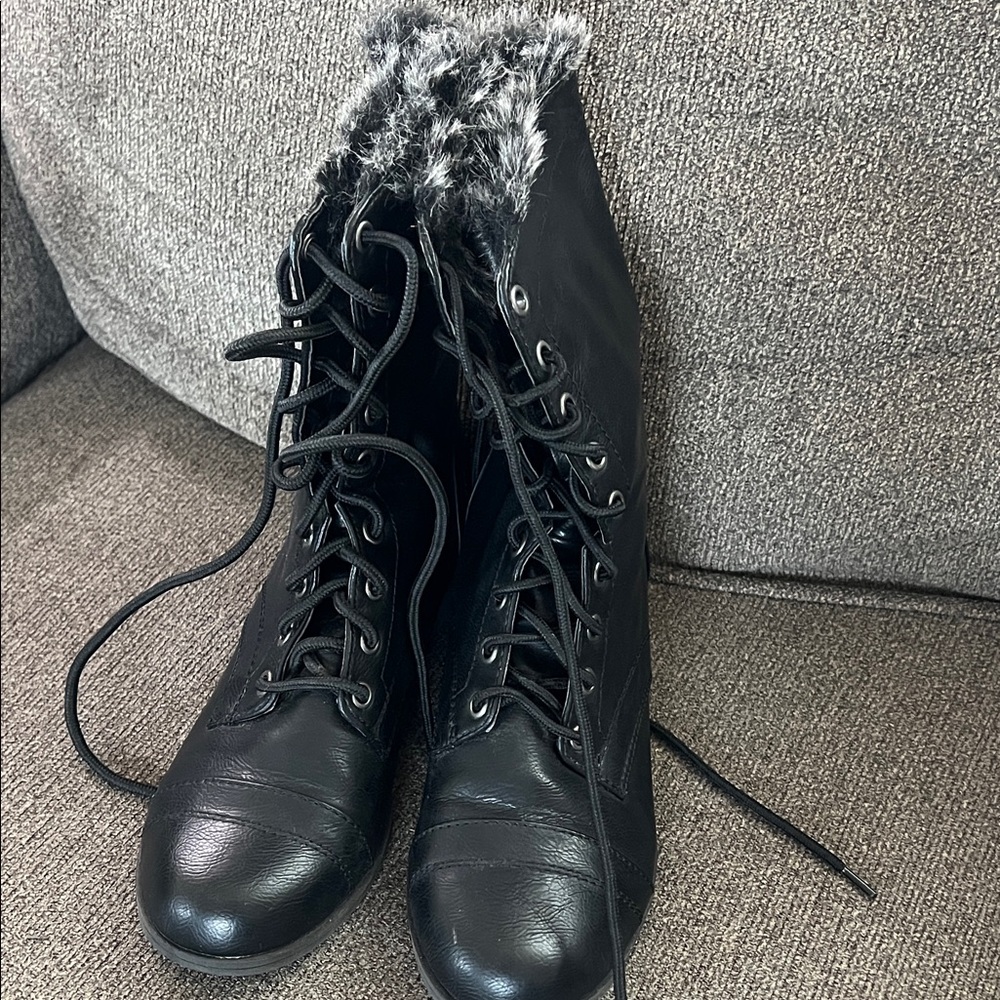 Brash Black Lace-Up Boots with Faux Fur